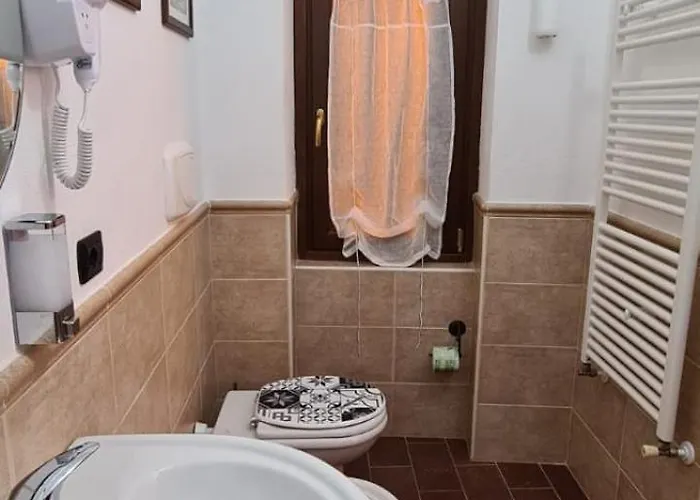 住宿加早餐酒店 Il Borgo Del Benessere 罗卡伊恩佩里亚莱