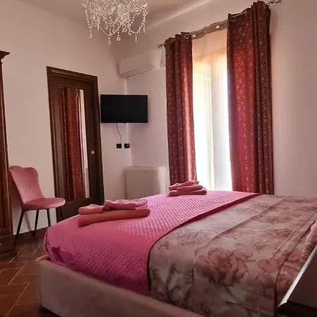 Il Borgo Del Benessere Alojamento de Acomodação e Pequeno-almoço 4*