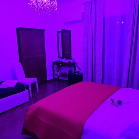 Frühstückspension Il Borgo Del Benessere Rocca Imperiale