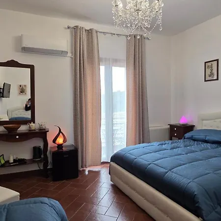 Il Borgo Del Benessere 住宿加早餐酒店 罗卡伊恩佩里亚莱