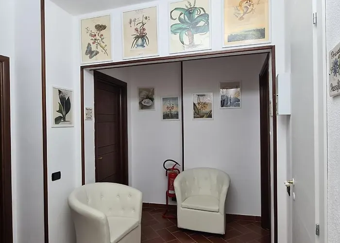 Il Borgo Del Benessere לינה וארוחת בוקר רוקה אימפריאלה